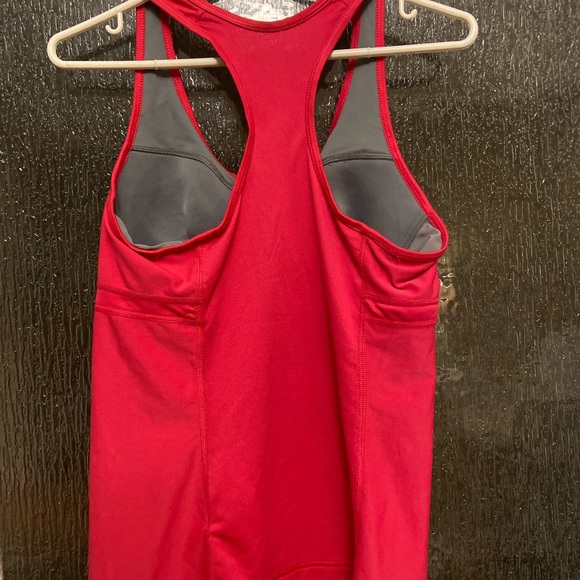 Nike Workout Tank Top - Picture 4 of 4